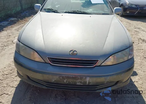 2001 Lexus Es 300 from USA, damaged, VIN JT8BF28G315105266